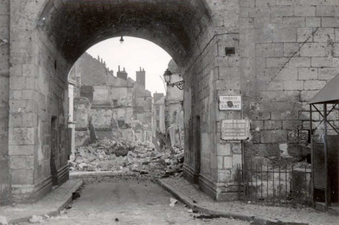 © Archives départementales de Loir-et-Cher / 130 Fi 2