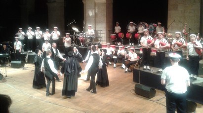 Festivals BreizhArt le 2013-03-17 - Bagad à la Halle aux Grains de Blois