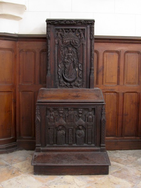 Coulanges 5 Prie-Dieu