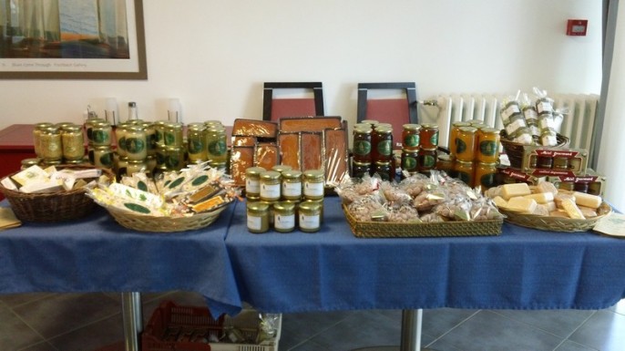 Exposition "Abeilles" : exemple de produits issus du miel